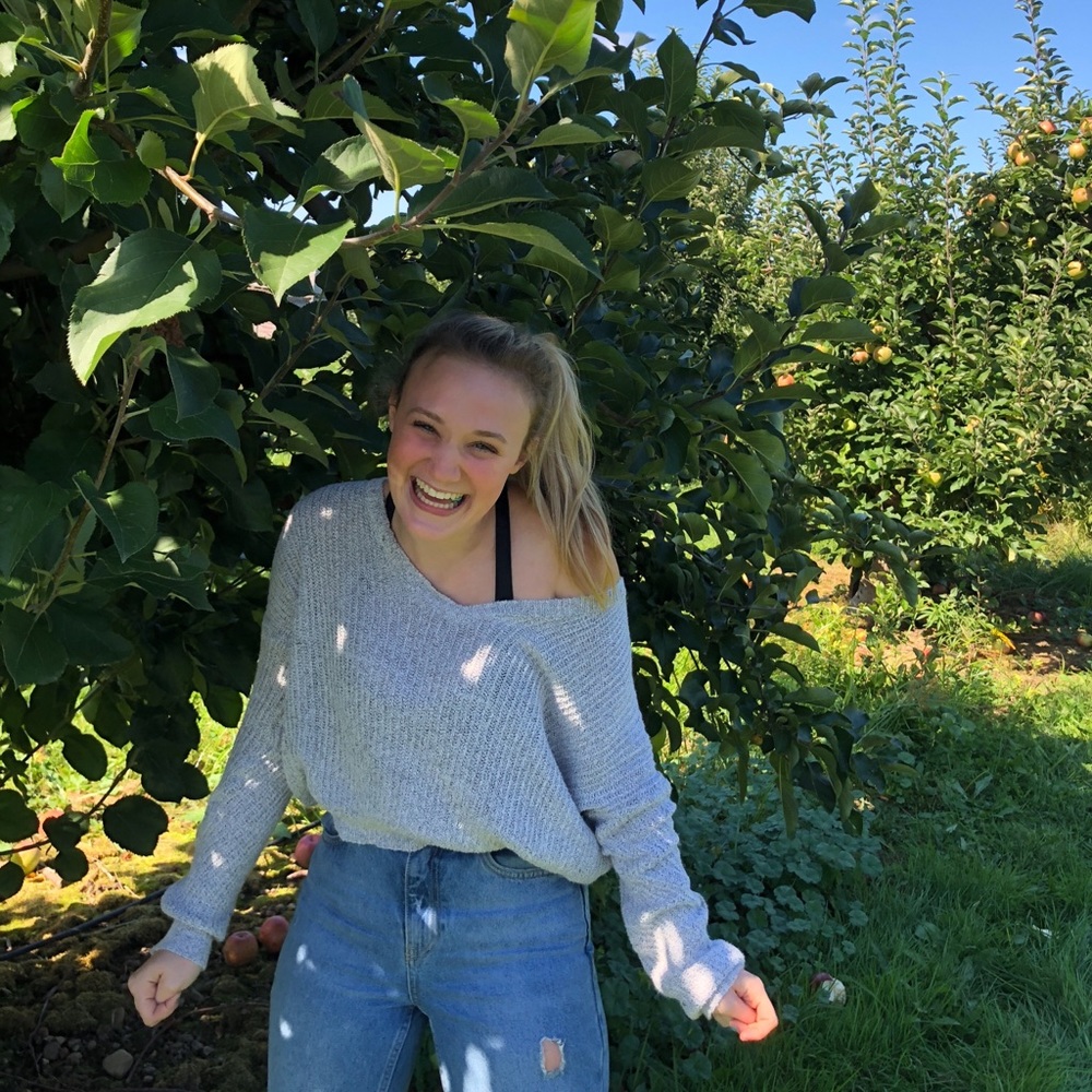 Meet your Posher, Ellie